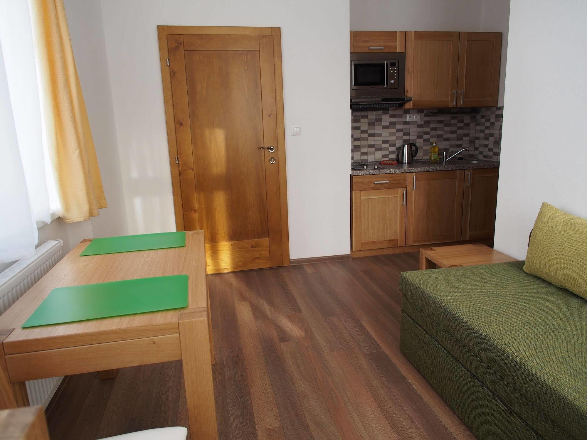 Apartman Helenka Stara Morava Татранска Ломница Экстерьер фото